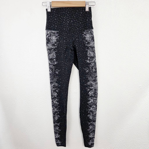 Lululemon Wunder Under Hi-Rise Tight 28" Overlace HR Ice Grey Black leggings 2 - Picture 3 of 7